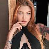 scarlett_roxy